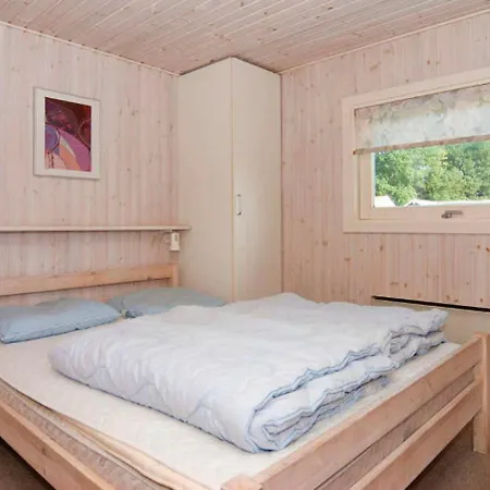 8 Person In Sjolund-by Traum Hejls